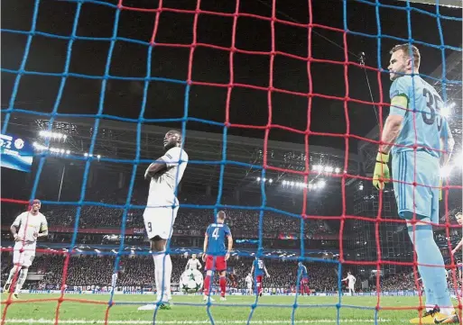  ?? — AP ?? The destroyer: Manchester United’s Romelu Lukaku striking a pose after scoring his second goal against CSKA Moscow in the Champions League on Wednesday.