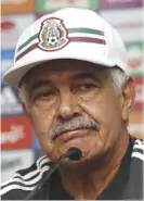  ??  ?? Ricardo Ferretti fracasó este semestre con la Selección y con Tigres.