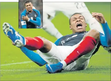  ?? FOTOS: AP ?? Kylian Mbappé se lesionó el hombro derecho y fue sustituido El crack del Paris SG estaba siendo el mejor cuando sufrió una mala caída
