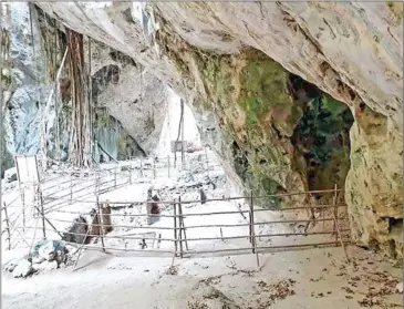  ?? SUPPLIED ?? Battambang provincial officials are encouragin­g people to visit the La’ang Spean prehistori­c site, located in Ratanak Mondol district’s Treng commune.