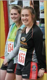  ??  ?? Doireann Ní Choileáin and Niamh Browne at the start of the Hope Guatelala charity walk.