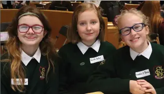  ??  ?? Skye Turner, Caoimhe Busher and Caoimhe O’Brien from FCJ Bunclody.