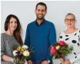  ?? Foto: Achim Beesel ?? Sag’s mit Blumen (von links): Bettina Böld, Johannes Beck und Caroline Er hardt.