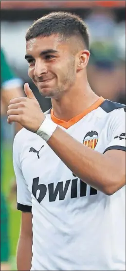  ??  ?? Ferran Torres, tras un partido con el Valencia.