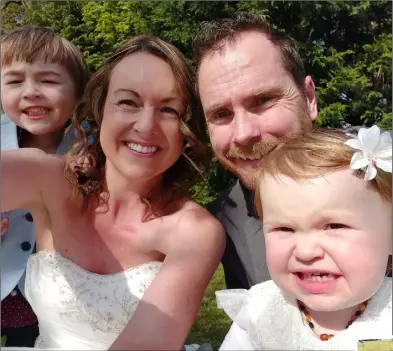  ??  ?? Brión, Elaine, Gavin and Annie and (right) snaphots from the big day.