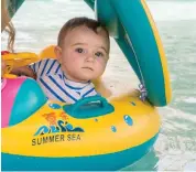  ?? Christophe­r Pike / The National ?? Isabella Spong in her full-length costume at her local pool in Dubai