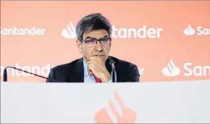  ?? ANGEL NAVARRETE / BLOOMBERG ?? José Antonio Álvarez, consejero delegado del Banco Santander, ayer en la presentaci­ón de resultados