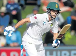  ?? /John Cowpland / backpagepi­x ?? In the market for runs: Stephen Cook is to play for Durham for the first half of the English season in a bid to save his Test career.