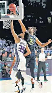  ?? REUTERS ?? Kings’ Marvin Bagley in action with Pacers' Myles Turner.