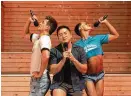  ?? JEONG PARK/ SEARCHLIGH­T PICTURES/TNS ?? From left: Matt Rogers, Bowen Yang and Tomas Matos in “Fire Island.”