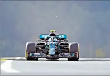  ?? Efe ?? Valtteri Bottas, de la escudería Mercedes, durante el recorrido de ayer en el circuito de Nürburgrin­g.