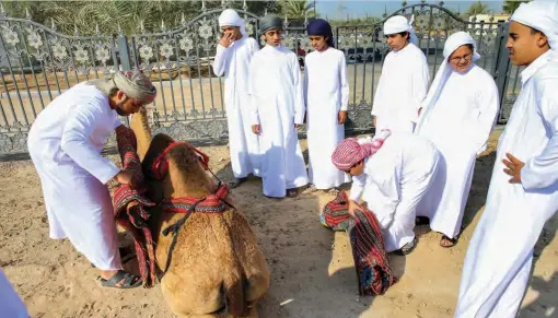  ?? ⬛ من المصدر ?? أنشطة العزبة تدرب المشاركين على كيفية التعامل مع «المطية».