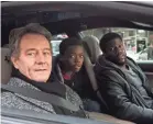  ?? DAVID LEE/AP ?? Bryan Cranston, Jahi Di’Allo Winston and Kevin Hart in “The Upside.”