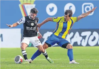  ?? ?? Pepo domina a bola e tem sido um jogador em destaque no meio-campo do Caldas