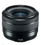  ??  ?? Fokusberei­ch Das neue 15-45 mm-Zoom fokussiert bereits ab 13 cm Abstand.