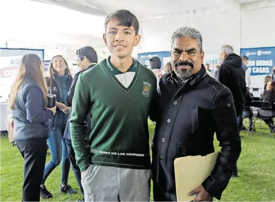  ?? CESAR ORTIZ ?? de la secundaria “Cerro de las Campanas”