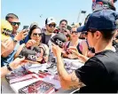  ?? ?? Get Maverick Viñales to sign your hat