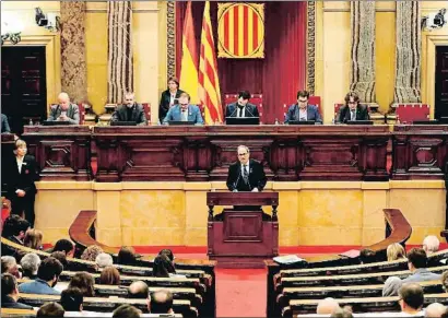  ?? ALBERTO ESTÉVEZ / EFE ?? El presidente de la Generalita­t, Quim Torra, durante el polémico pleno de la semana pasada
