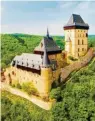  ?? Foto: Kletr, stock.adobe.com ?? Beliebtes Touristenz­iel: Burg Karlstein.