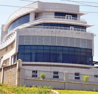  ?? Photo: Felix Onigbinde ?? An office complex in Abuja