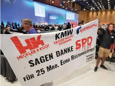  ?? Foto: dpa/Arne Dedert ?? Demonstrat­ion der Linksjugen­d beim SPD-Bundespart­eitag im April 2018