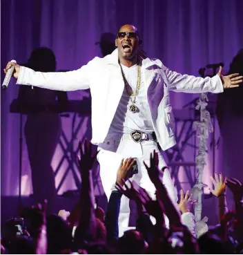  ?? GETTY IMAGES ?? There’s speculatio­n that singer R. Kelly could face new charges of having sex with a minor.