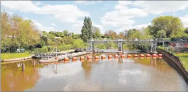  ?? ?? East Farleigh lock is to remain closed until the end of June