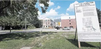  ?? CATHIE COWARD THE HAMILTON SPECTATOR ?? Indwell is slated to build more than 20 family townhouse units on Robert Street, which will be the second phase of The Oaks developmen­t.