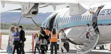  ??  ?? Ventajas. El comisionad­o de Turismo indicó que la llegada de Aeromar, es una buena noticia para los que necesitan viajar a la Ciudad de México.