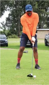  ?? ?? Vhutshilo Mafala about to tee off.