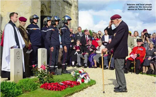  ??  ?? Veterans and local people gather for the memorial service at Putot-en-auge