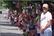  ?? MARIAN DENNIS — MEDIANEWS GROUP ?? Thousands lined East High Street Thursday to witness the Pottstown Fourth of July Parade.