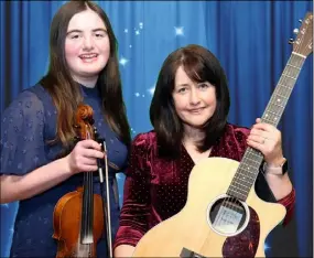  ?? Photo by Sheila Fitzgerald ?? Eleanor and Eileen Cronin will be on stage at the Gneeveguil­la GAA fundraisin­g Concert for the Kerry-Cork Cancer Support Group Bus on St. Patrick’s Night.