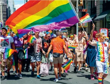  ?? (SIPA) ?? New York's Pride in 2019. Celebratin­g the 50th anniversar­y of the Stonewall Riots. Famous politician­s like New York Governor Andrew Cuomo joined the march.