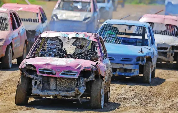 Hatherleig­h drop from second in big title race - PressReader