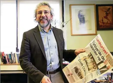  ??  ?? Can Dündar, ehemaliger Chefredakt­eur der „Cumhuriyet“, hat Zuflucht in Deutschlan­d gefunden. Foto: Getty Images