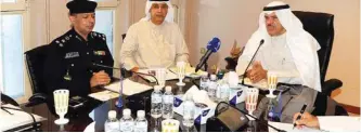  ??  ?? KUWAIT: Minister of Informatio­n Sheikh Salman Al-Humoud Al-Sabah chairs (right) the meeting of the steering committee of Kuwait Capital of Islamic Culture 2016. — KUNA