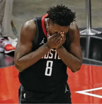  ?? Yi-Chin Lee / Staff photograph­er ?? Rockets forward Jae’Sean Tate is distraught after a turnover in Wednesday’s loss. Tate and the Rockets haven’t won since Feb. 4, when center Christian Wood went down with a severe ankle injury.