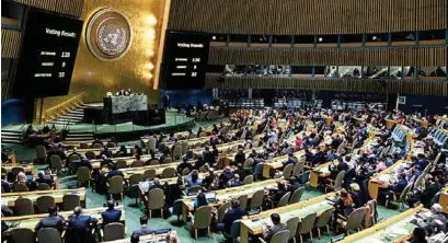  ??  ?? EL ESCENARIO. La votación se llevó a cabo en el seno de la Asamblea General de las Naciones Unidas.