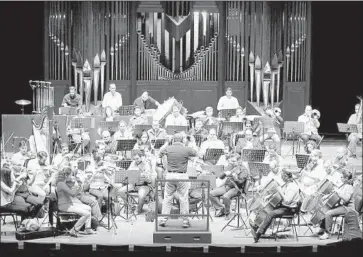  ?? Rawan Kurdi ?? THE SYRIAN National Symphony Orchestra rehearses in 2015. Civil war has left its ranks diminished.