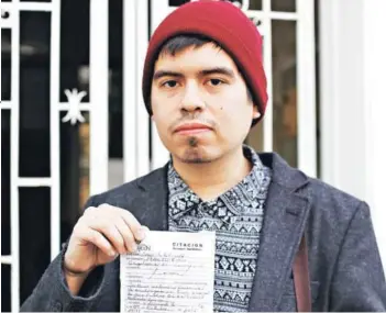  ??  ?? ► El joven César Soto arriesga tener que pagar hasta $ 277 mil.
