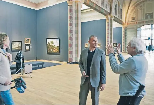  ?? . ?? Ruud Gullit, durante una visita al Rijksmuseu­m de Amsterdam