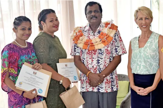  ?? Photo: Waisea Nasokia ?? From left: Sharina Rizwan, Anaisi Tawake, Minister for Youth and Sports Parveen Kumar and Spa Academy principal Debra Sadranu at the Spa Academy graduation on November 19, 2020.