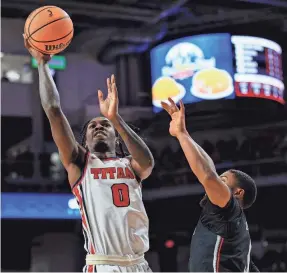  ?? AARON DOSTER/USA TODAY SPORTS ?? Detroit Mercy’s Antoine Davis finished the regular season three points shy of becoming the NCAA Division I all-time scorer.