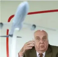  ?? FOTO BELGA ?? Voorzitter Etienne Davignon zei eerder al dat Brussels Airlines 30 procent zal krimpen door deze crisis.