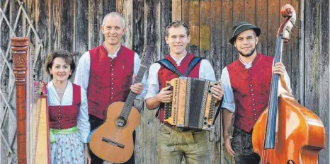  ?? FOTO: ANDREAS GEBERT ?? Die Musikerfam­ilie Servi gestaltet die Bergweihna­cht in Nördlingen und Schwäbisch Hall mit.