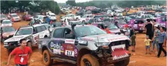  ??  ?? Vehicles taking part in the Vietnam Offroad 2017 race.