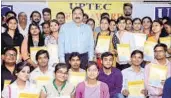  ?? HT PHOTO ?? Meritoriou­s students of UPTEC felicitate­d by Prof Nishith Rai, V-C, Dr Shakuntala Mishra University, on Thursday.