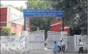  ?? YOGENDRA KUMAR/HT ?? ■ Two acres of the Gurugram school premises set to be transferre­d for the proposed expansion of the adjacent civil hospital building before the next academic session.