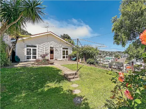  ??  ?? 6 Murray St, Island Bay, sold for $868,000.